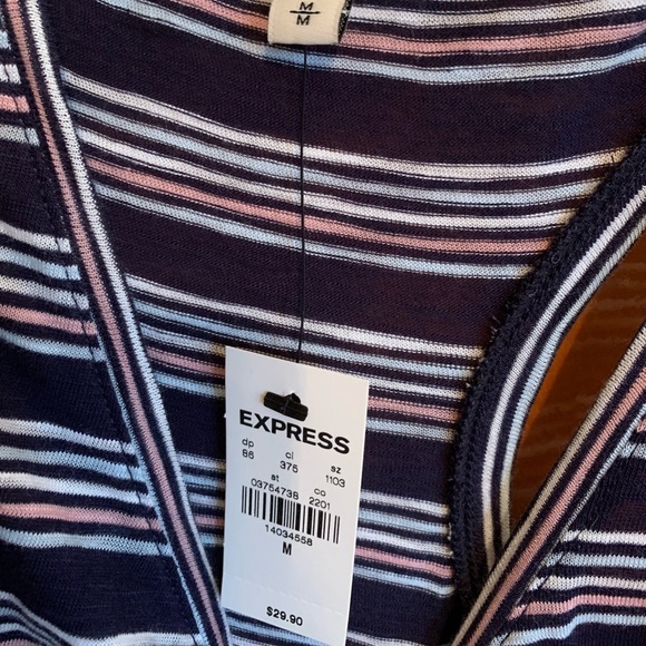 Express Tank. NWT. - Picture 4 of 6